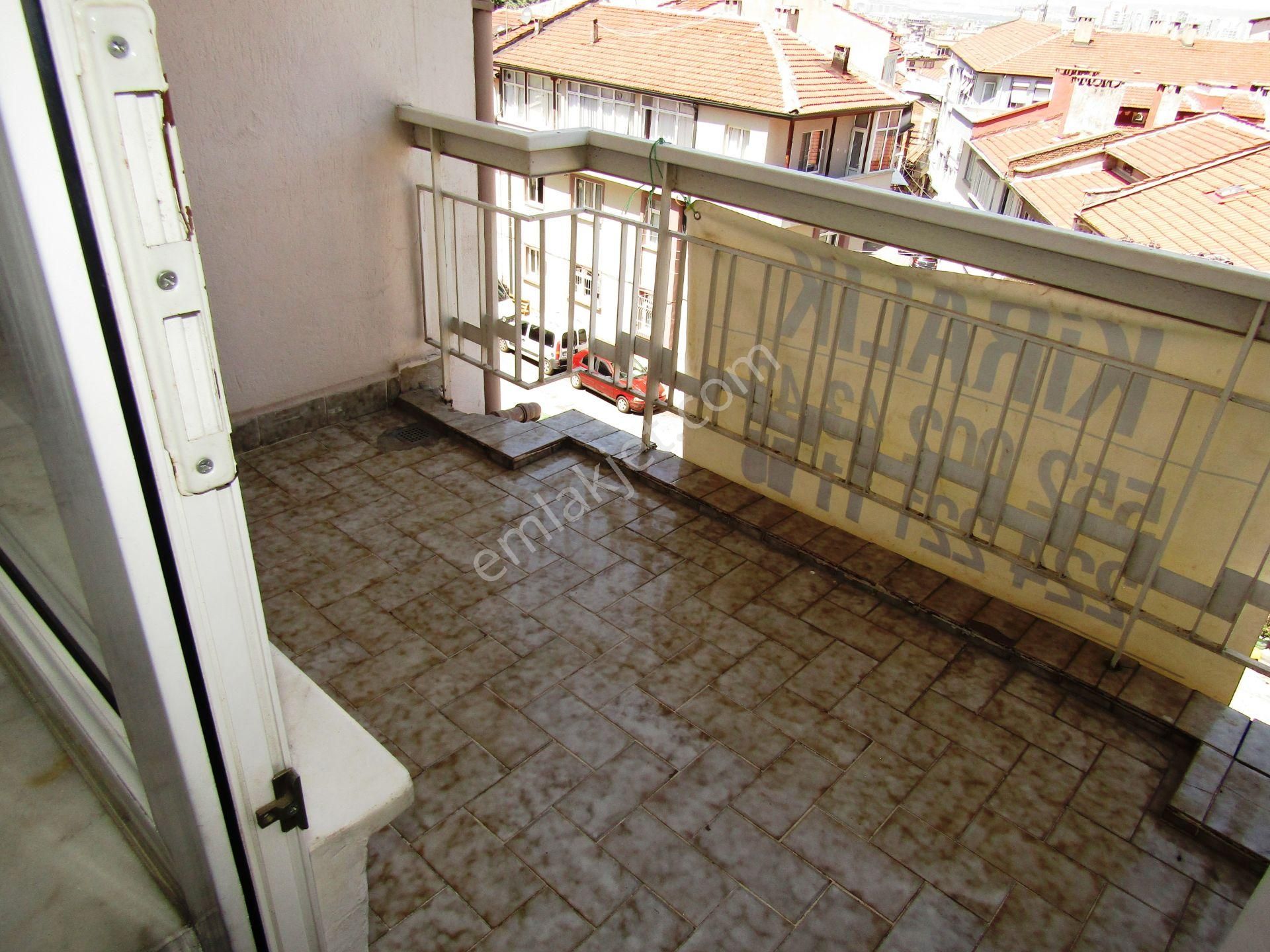 Setbaşı Kurtoğlu Mh.3+1 130m2 3.arakat Eşyalı Veya Eşyasız Kiralıkdaire 20bin Tl - Görsel 2