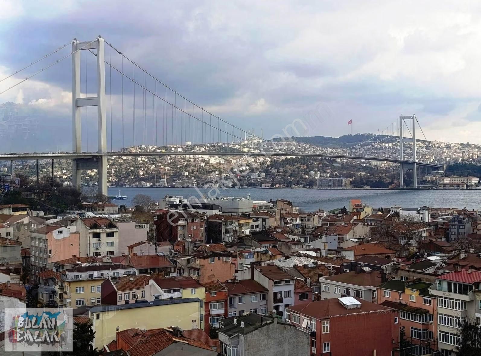Bulan'dan Ortaköy'de Panoramik Boğaz Manzaralı Kış Bahçeli 2+1