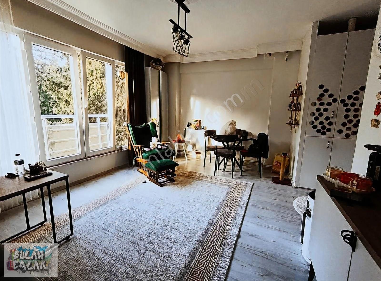 Bulan'dan Ortaköy Merkezde Caddeye Yakın Masrafsız Temiz 1+1 - Görsel 9