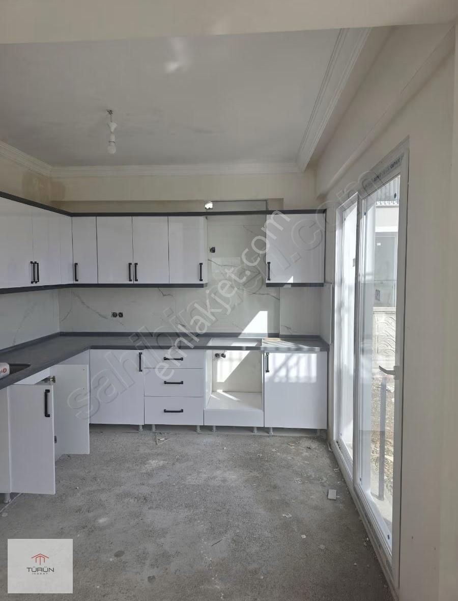 Fethiye Çamköy Mahallesi'nde Giriş Kat 2 Artı 1