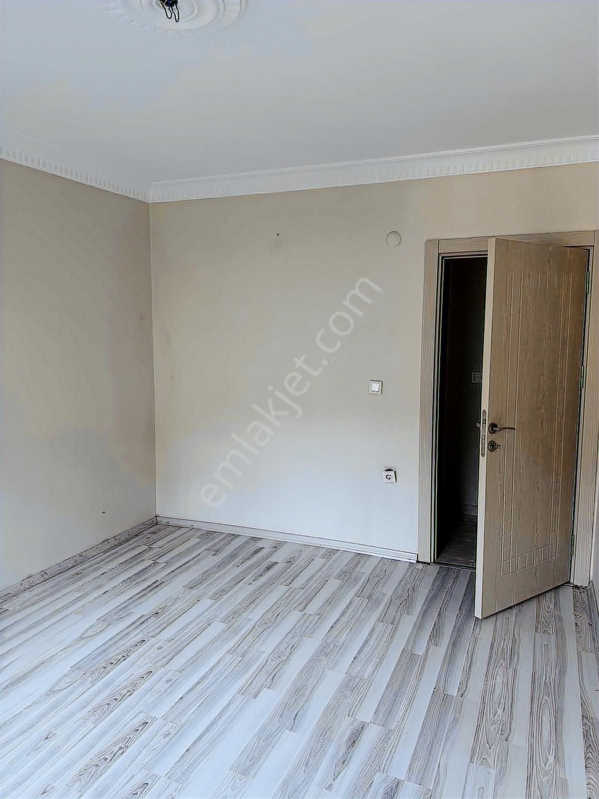 Esenyurt Yenikent / 3+1 117 M2 / Ara Kat Kullanışlı - Görsel 19