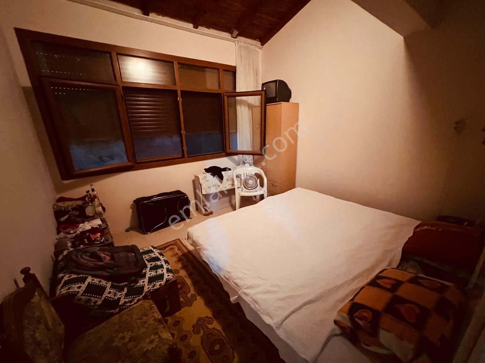 Çeşmenin En Güzel Yerinde Satılık Villa - Görsel 3