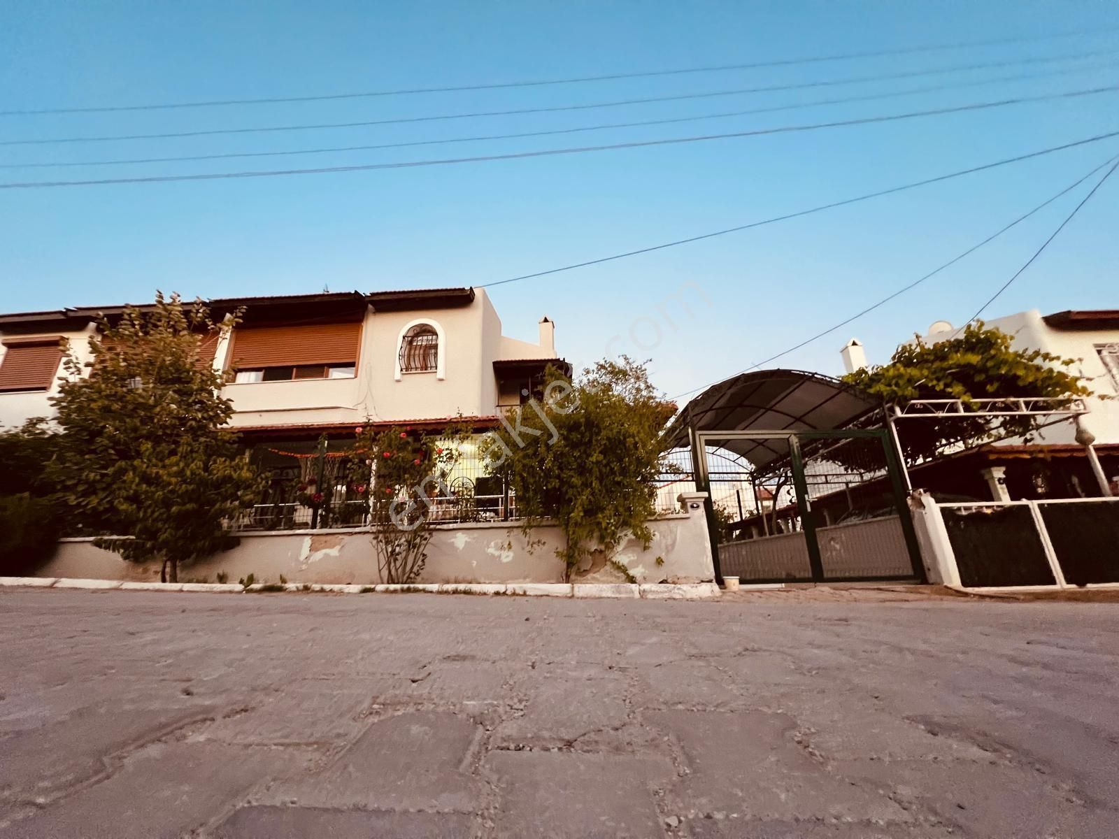 Çeşmenin En Güzel Yerinde Satılık Villa - Görsel 9