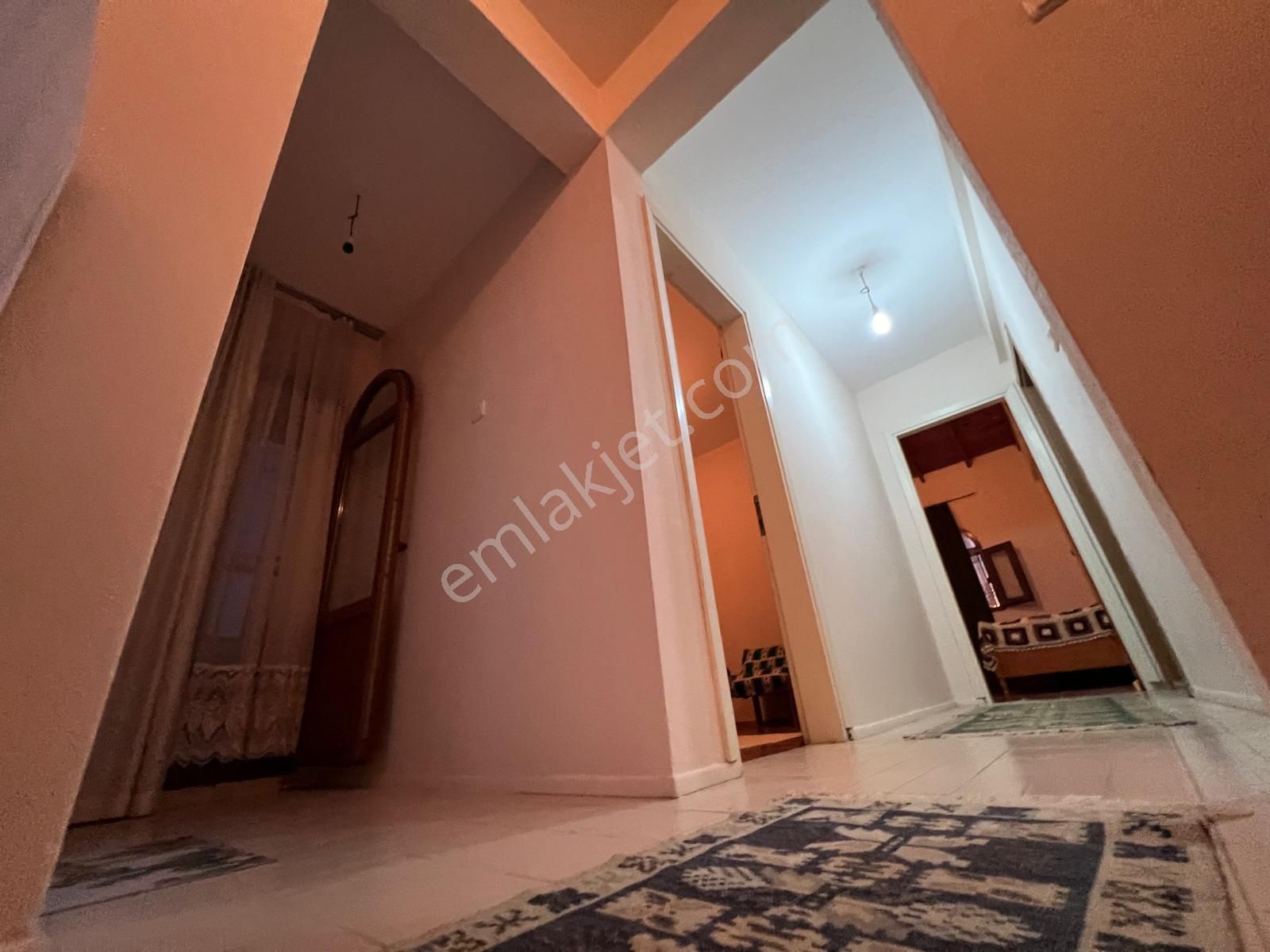 Çeşmenin En Güzel Yerinde Satılık Villa