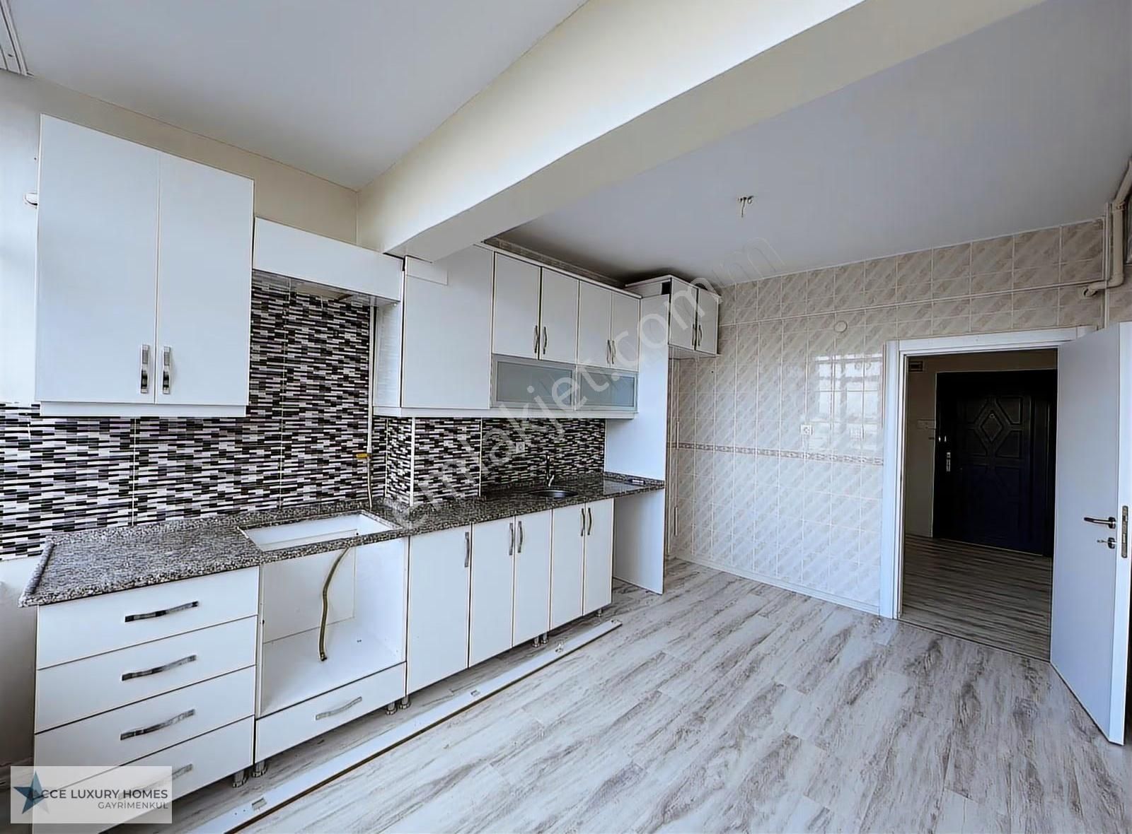 Beykoz Örnekköy'de Kiralık 4+1 Daire - Görsel 9