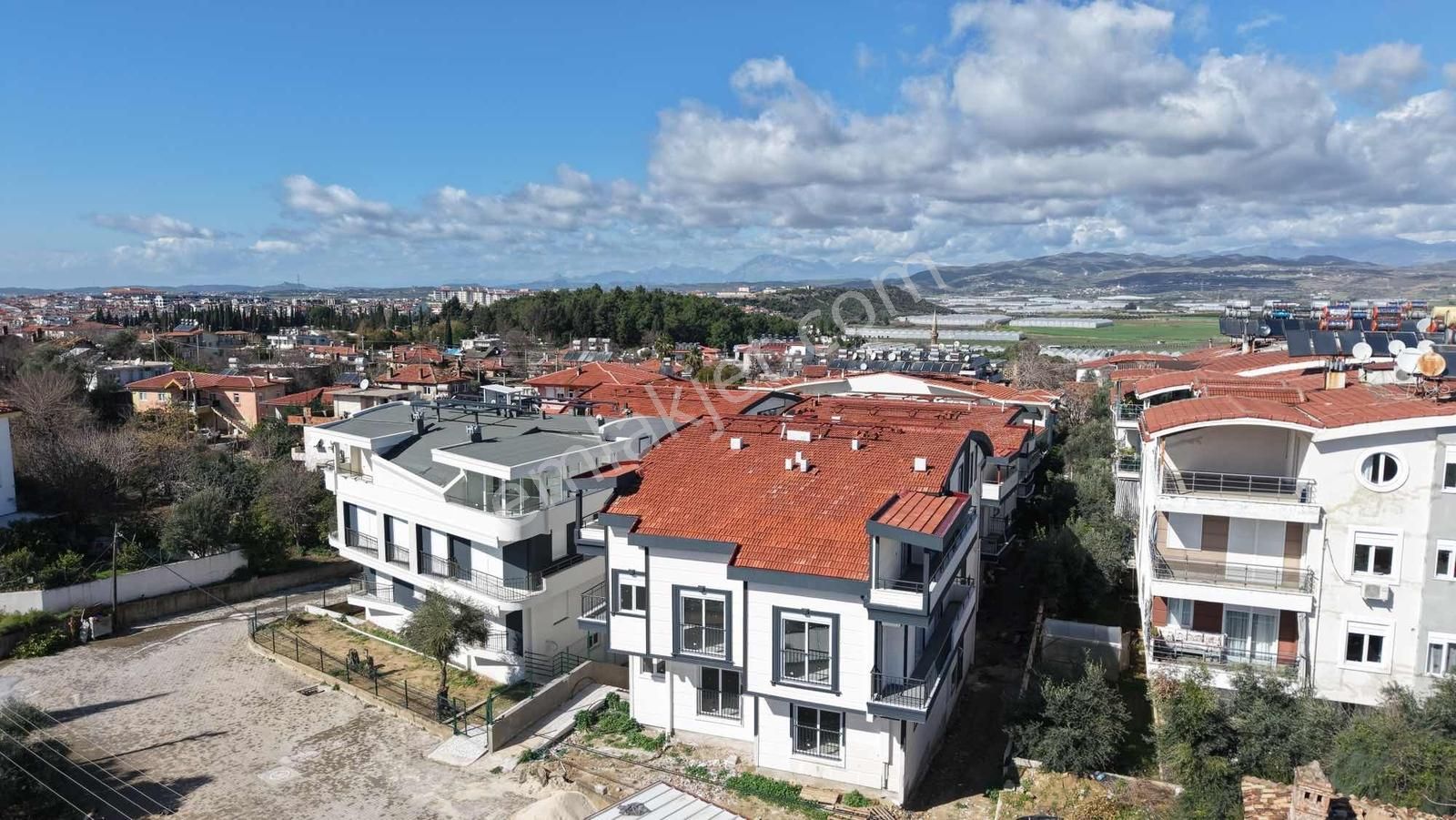 Ilıcada 3+1 Dubleks Amerikan Mutfak Sıfır Satılık Daire