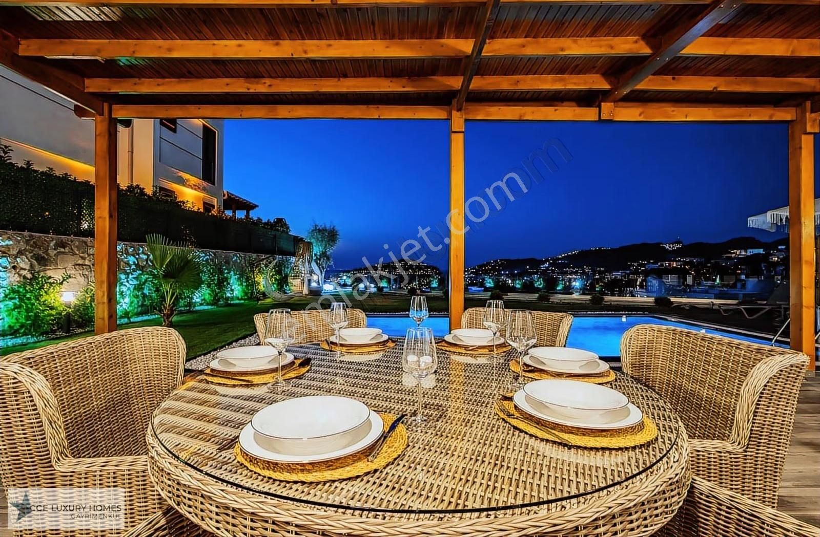 Yalıkavakta Premium Özel Havuzlu Villa Marina Yakını - Görsel 21