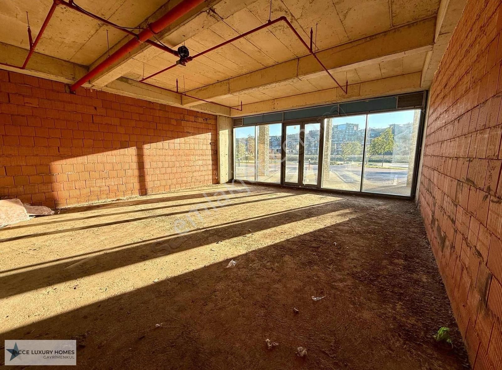 Düşler Vadisi'nde 75 M2 Kiralık Dükkan / İş Yeri - Görsel 4