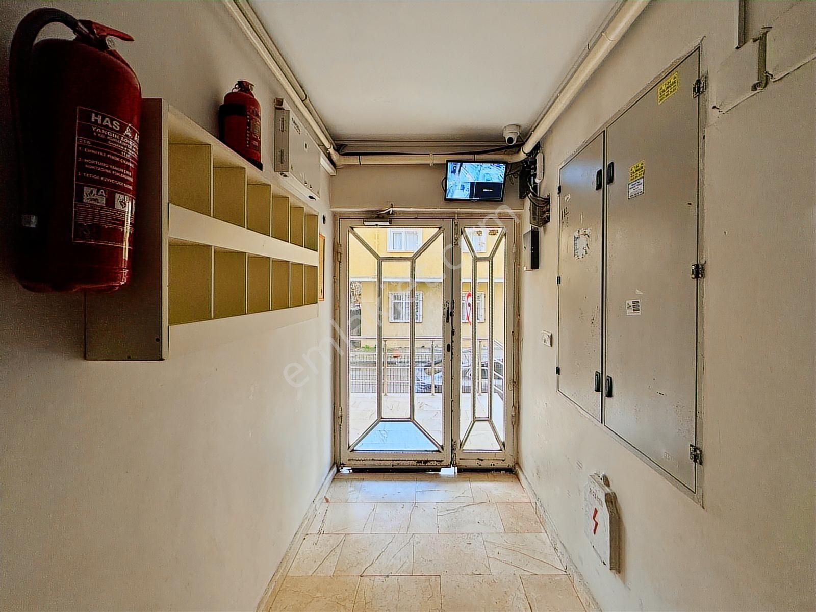 Çekmeöy Taşdelen Merkez Açık Otoparklı Kiralık 2+1 Ara Kat Daire - Görsel 19