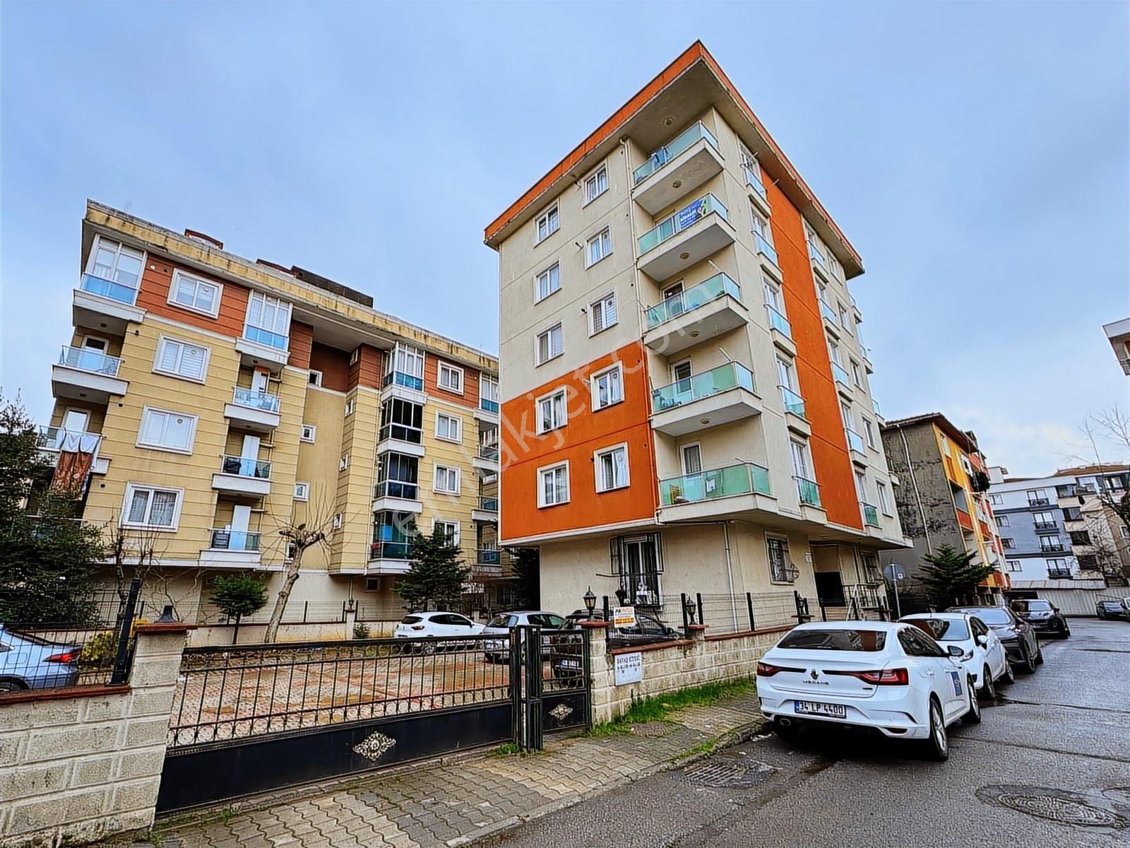 Çekmeöy Taşdelen Merkez Açık Otoparklı Kiralık 2+1 Ara Kat Daire - Görsel 7