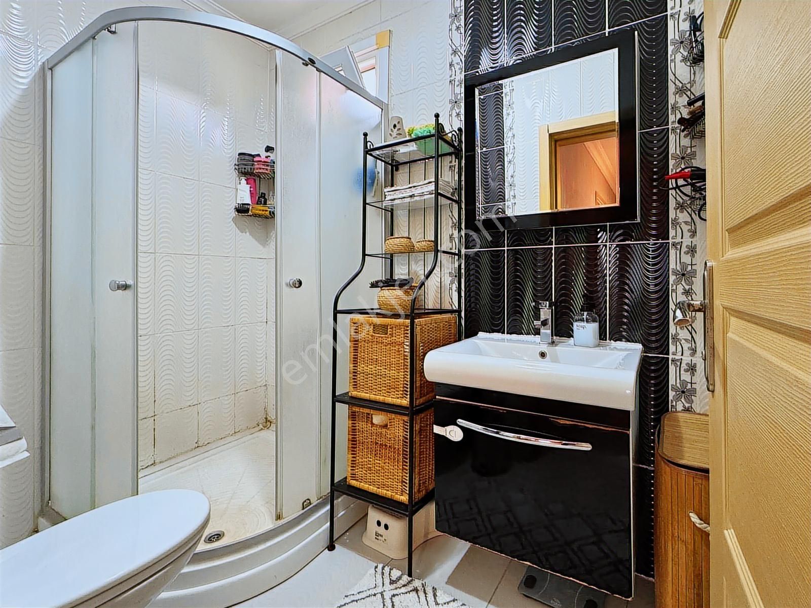 Çekmeöy Taşdelen Merkez Açık Otoparklı Kiralık 2+1 Ara Kat Daire - Görsel 14