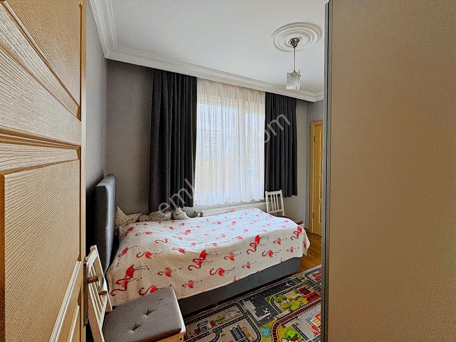 Çekmeöy Taşdelen Merkez Açık Otoparklı Kiralık 2+1 Ara Kat Daire - Görsel 18