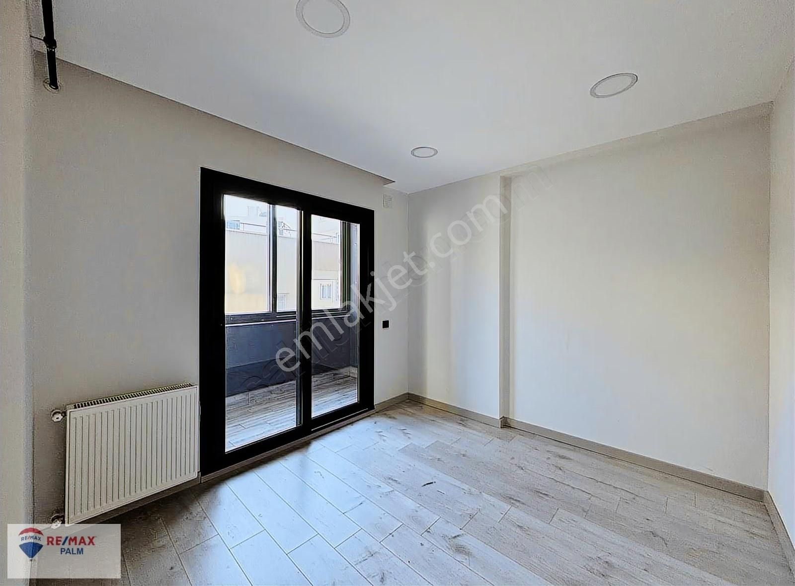 Remax Palm'den 50.yıl'da Bütçe Dostu 2+1 Satılık Daire - Görsel 2