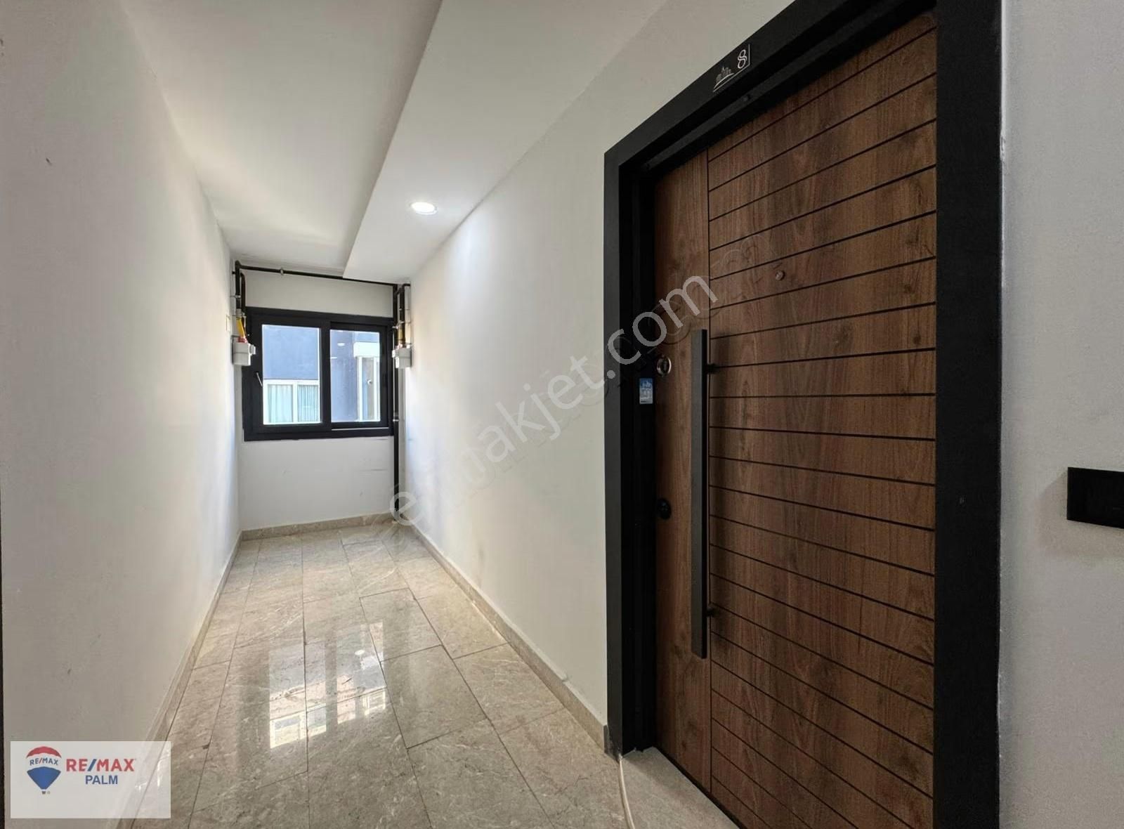 Remax Palm'den 50.yıl'da Bütçe Dostu 2+1 Satılık Daire - Görsel 4