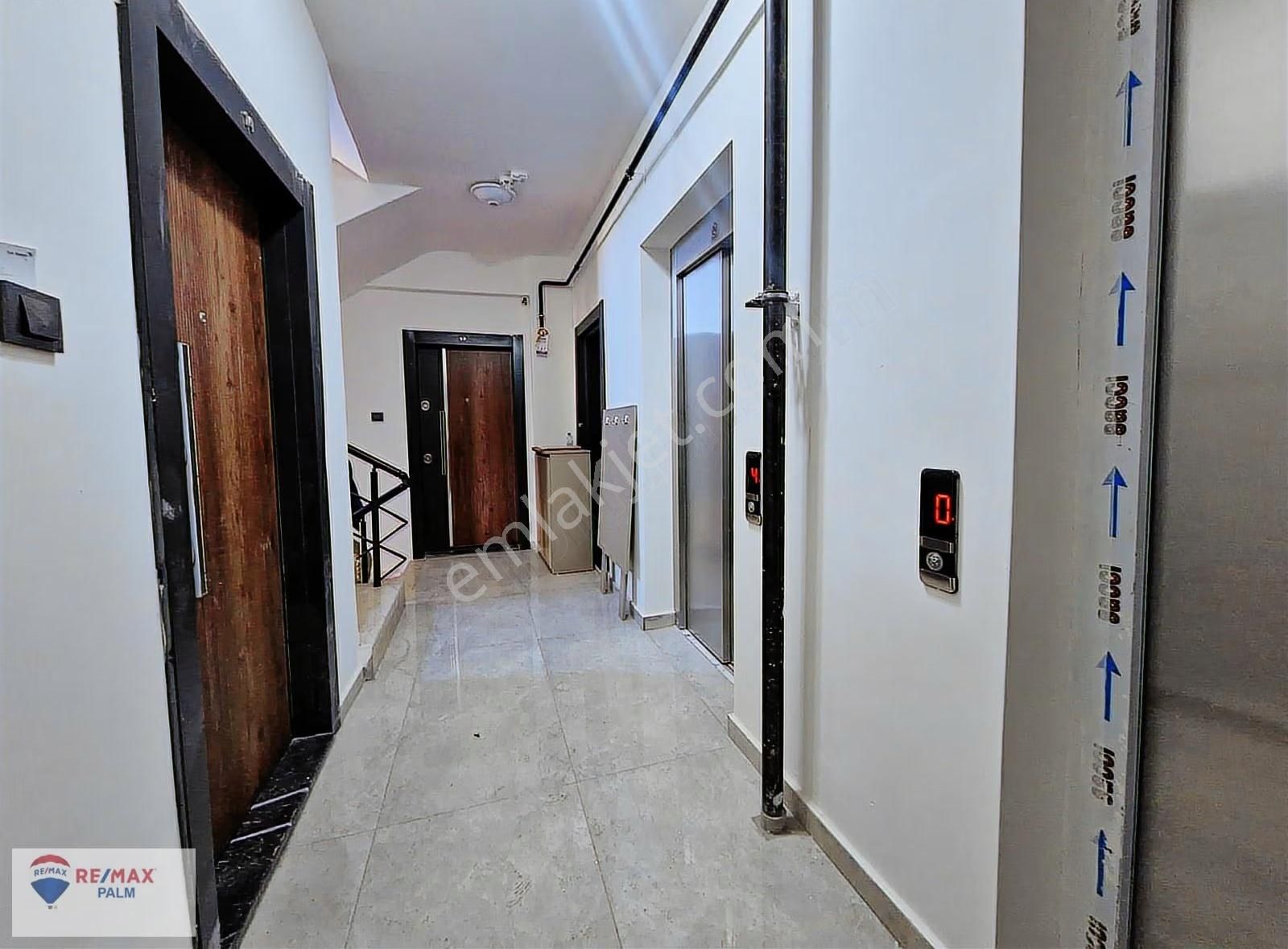 Remax Palm'den Eski Mezitli'de Oturuma Hazır Eşya Opsiyonlu 1+1 - Görsel 2