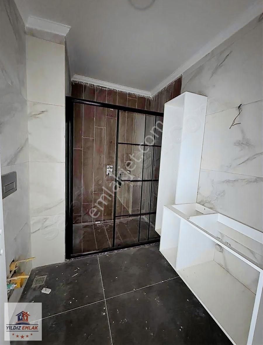 Yıldız Gayrimenkulden Yıldızlıda Cadde Üzerinde Satılık Daireler - Görsel 22
