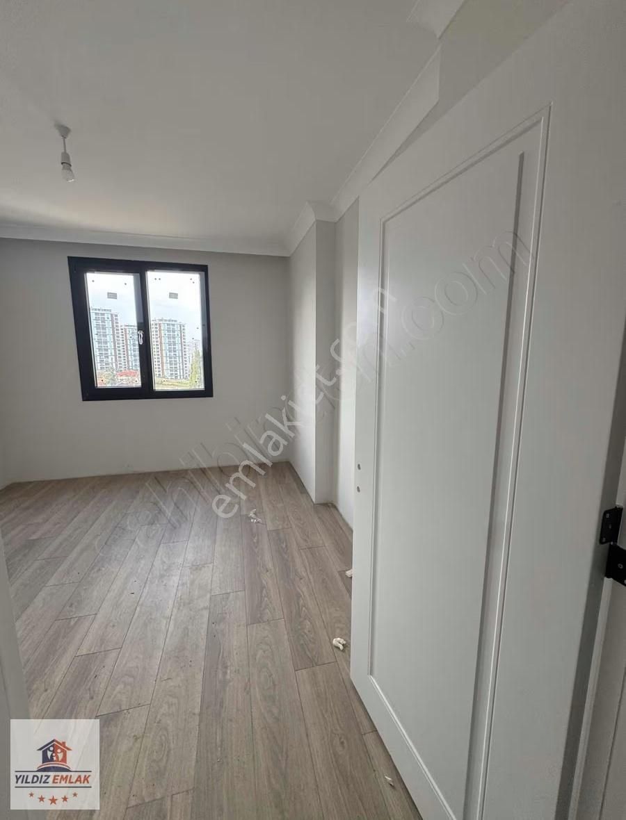 Yıldız Gayrimenkulden Yıldızlıda Cadde Üzerinde Satılık Daireler - Görsel 21