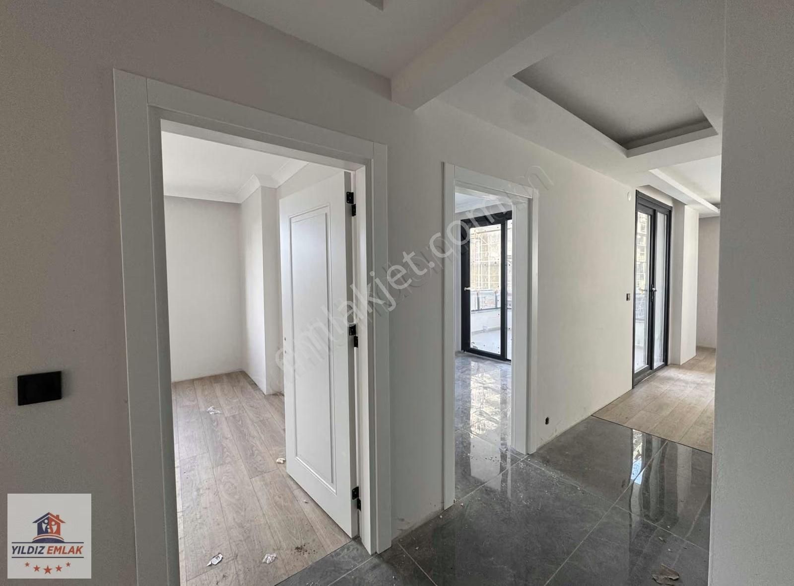 Yıldız Gayrimenkulden Yıldızlıda Cadde Üzerinde Satılık Daireler - Görsel 8