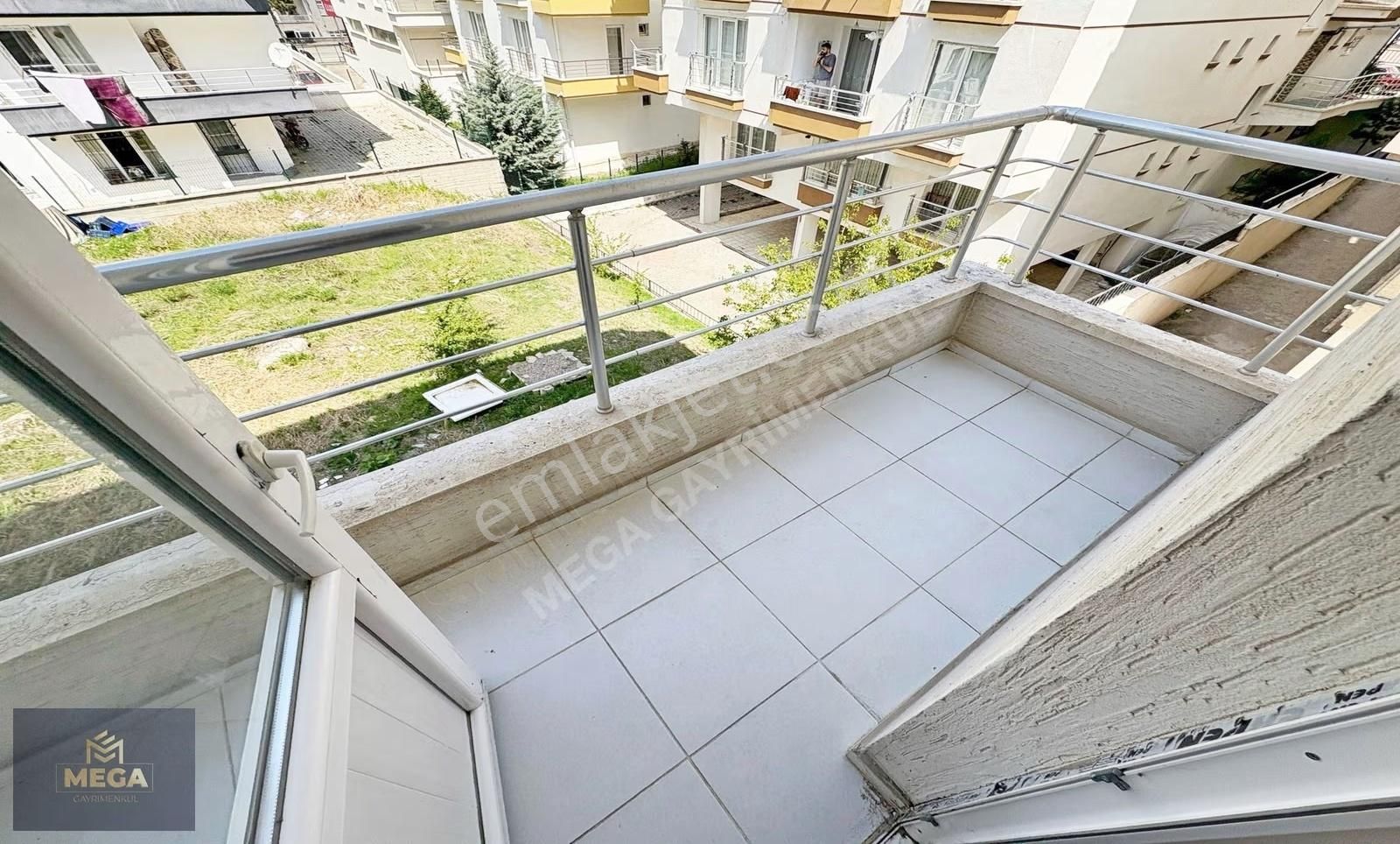 Megadan Çambaşı Cad. Üzeri Ara Kat Yapılı Masrafsız Kök Tapu 3*1 - Görsel 10