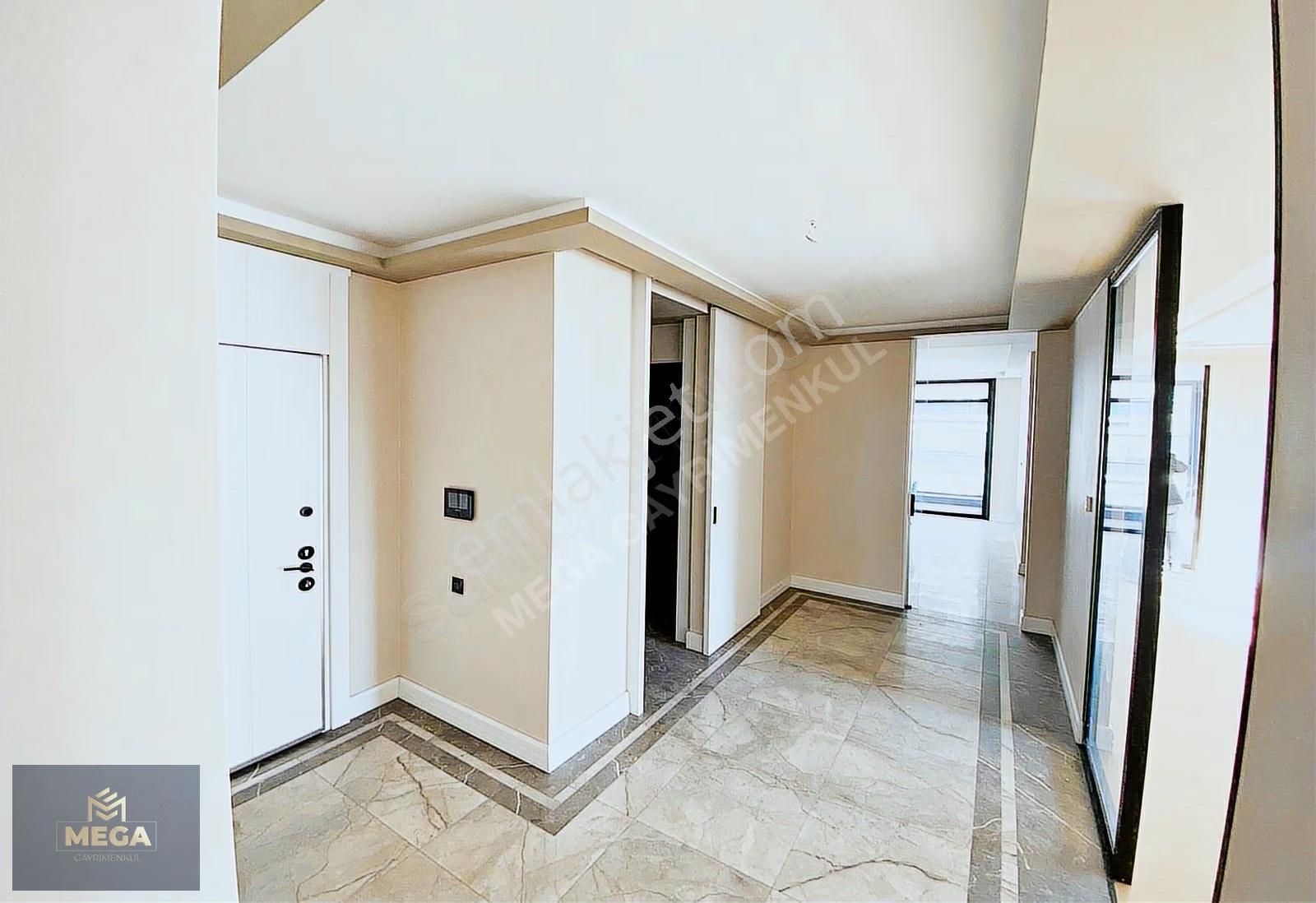 Megadan Ovacıkta Lüks Yüksek Metrekareli Giyinme Odalı Ara Kat - Görsel 25