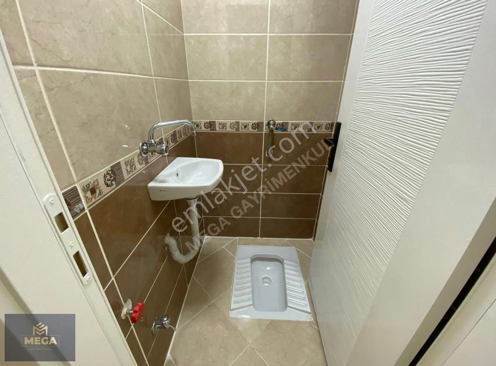 Mega'dan Ovacık Pazarı Yakını Geniş M2 Kare Full Yapılı 3+1 D!!! - Görsel 30