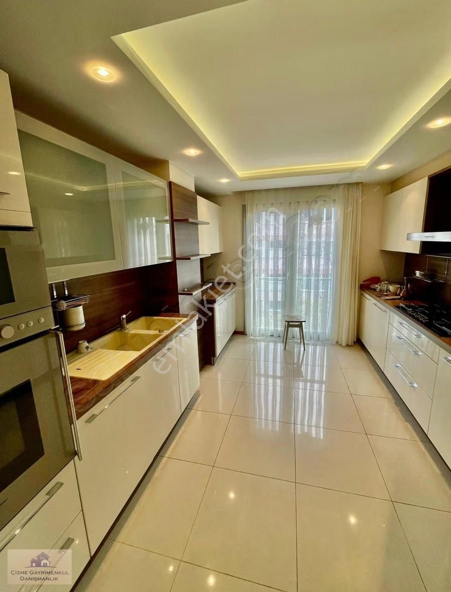 Çizme Gayrimenkul'den Yeşilköy'de Butik Sitede Geniş 3+1 Arakat - Görsel 5