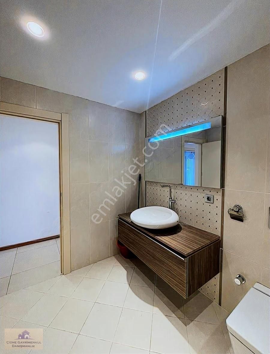 Çizme Gayrimenkul'den Yeşilköy'de Butik Sitede Geniş 3+1 Arakat - Görsel 16