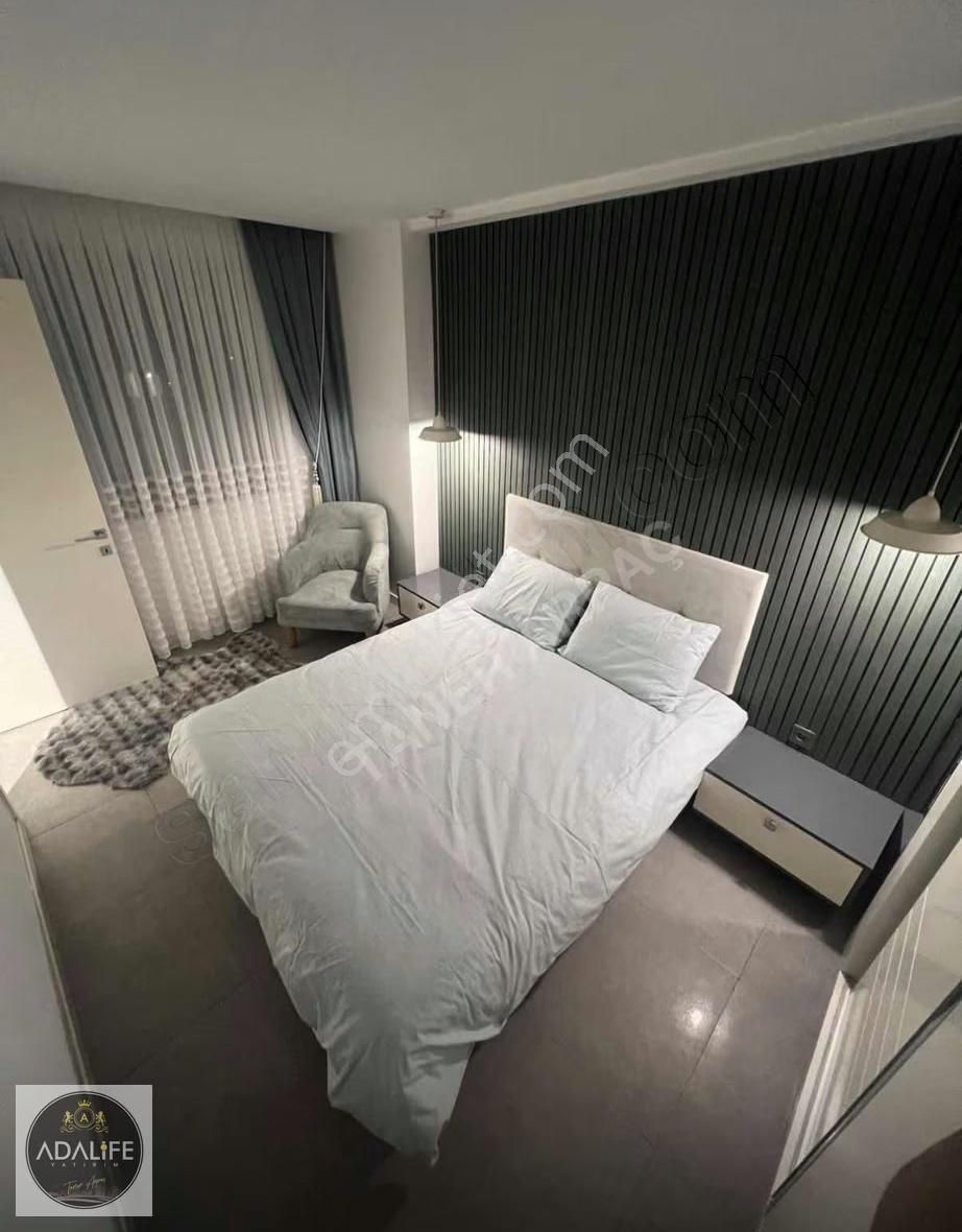 Teraslı Lüx Eşyalı Merkezde Satılık 1+1 Apart - Görsel 8