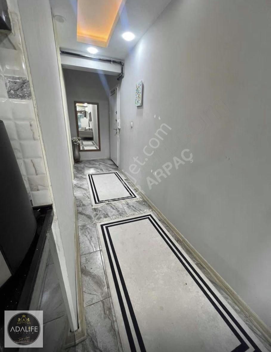 Arakat Geniş Balkonlu Merkezde 2+1 Satılık Apart - Görsel 4