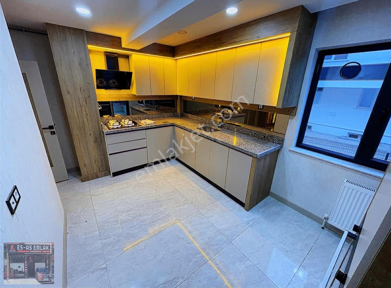 Es-as Tan Menderes Mh Ara Kat 3+1 Kaçırılmayacak Fırsat Daire