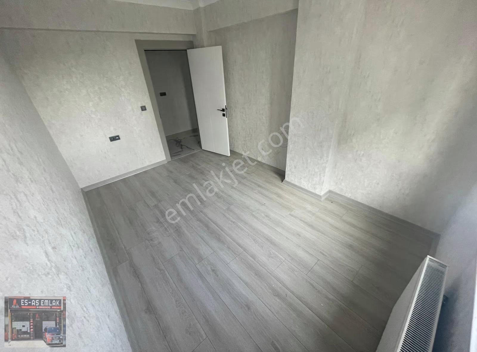 Es-as'tan Fevzi Çakmak Mah.de 4+1 Ön Cephe Megalüx Yapılı Daire - Görsel 24