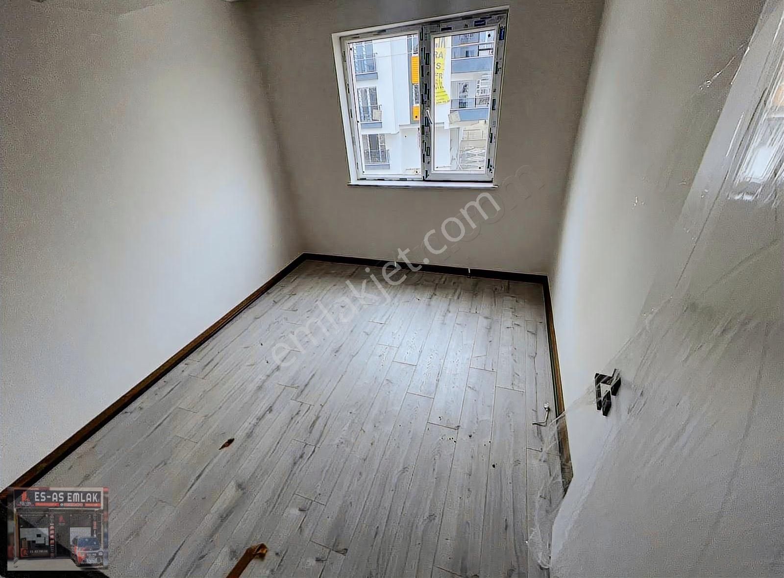 Es-astan Menderes'te Geniş Kullanım Alanlı Işıltılı 3+1 Dairemiz - Görsel 8