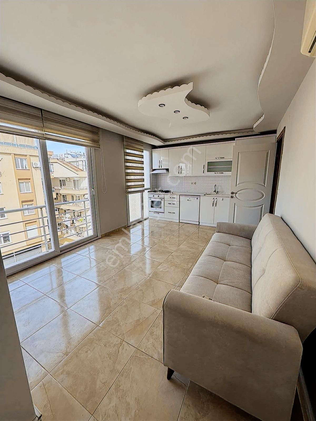Çarşı Merkez Ön Cephe Asansörlü Geniş Teraslı 3+1 Daire - Görsel 18