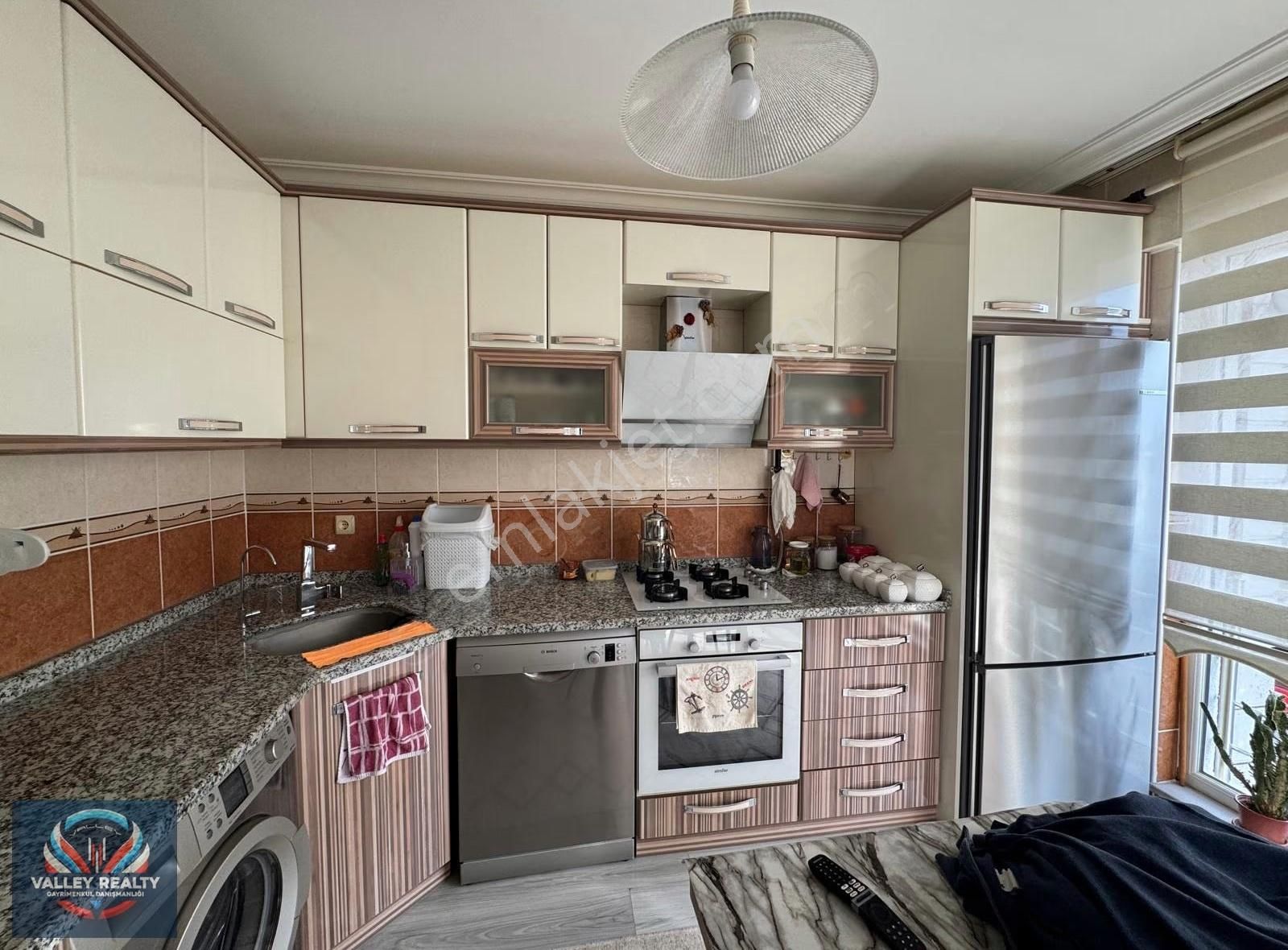 Valleyden Nusratiye Mah. Masrafsız, Geniş 2+1 Satılık Daire! - Görsel 15