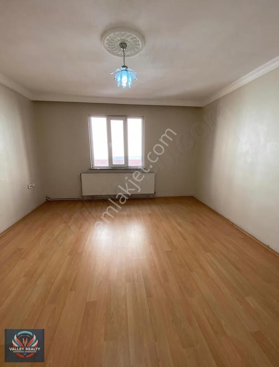 Valleyden Nusratiye Mah. Teraslı, Çatı Katı 2+1 Satılık Daire! - Görsel 29