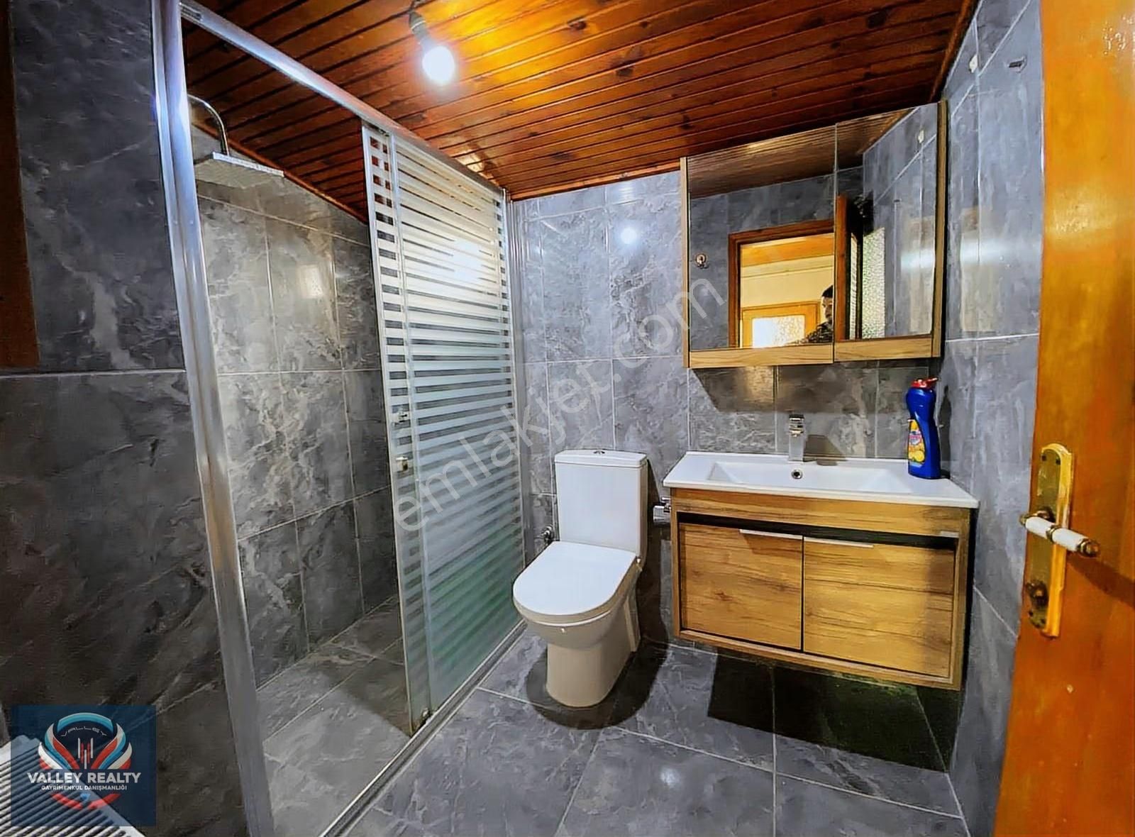 Valleyden Nusratiye Mah. Teraslı, Çatı Katı 2+1 Satılık Daire! - Görsel 15