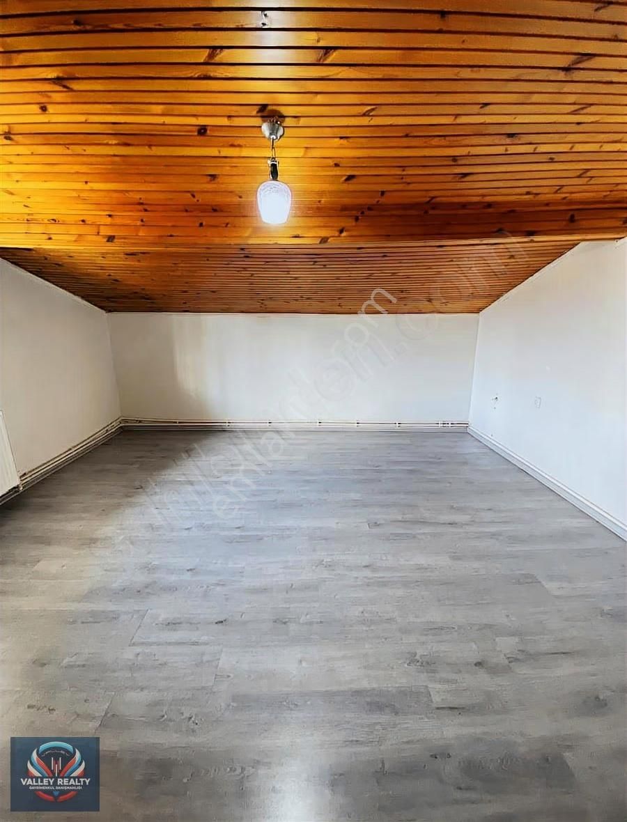 Valleyden Nusratiye Mah. Teraslı, Çatı Katı 2+1 Satılık Daire! - Görsel 30