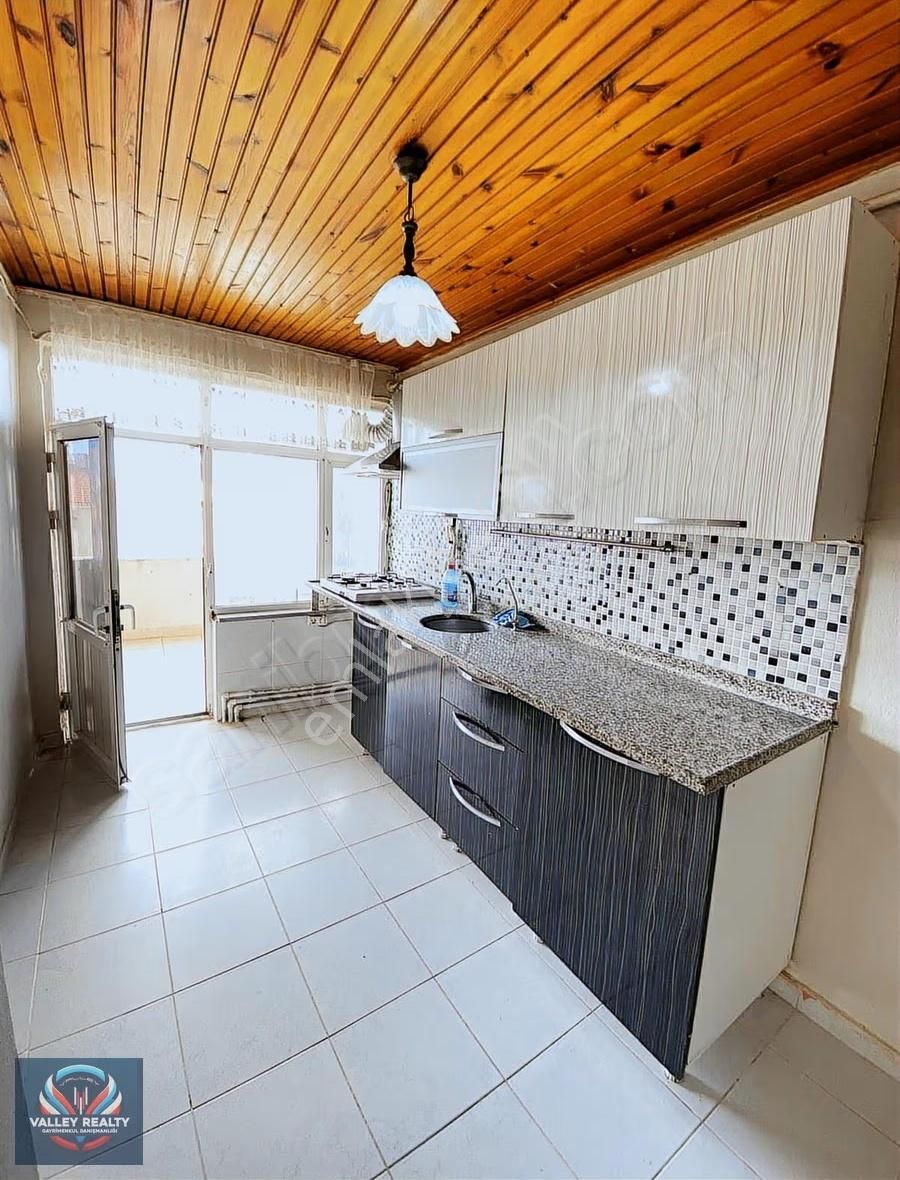 Valleyden Nusratiye Mah. Teraslı, Çatı Katı 2+1 Satılık Daire! - Görsel 9