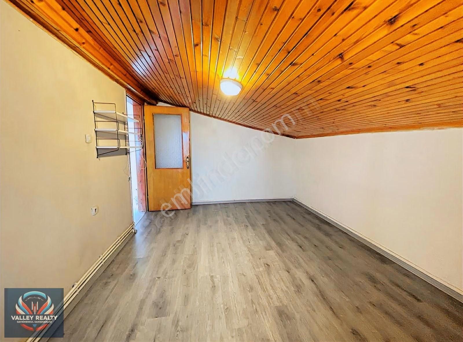Valleyden Nusratiye Mah. Teraslı, Çatı Katı 2+1 Satılık Daire! - Görsel 31
