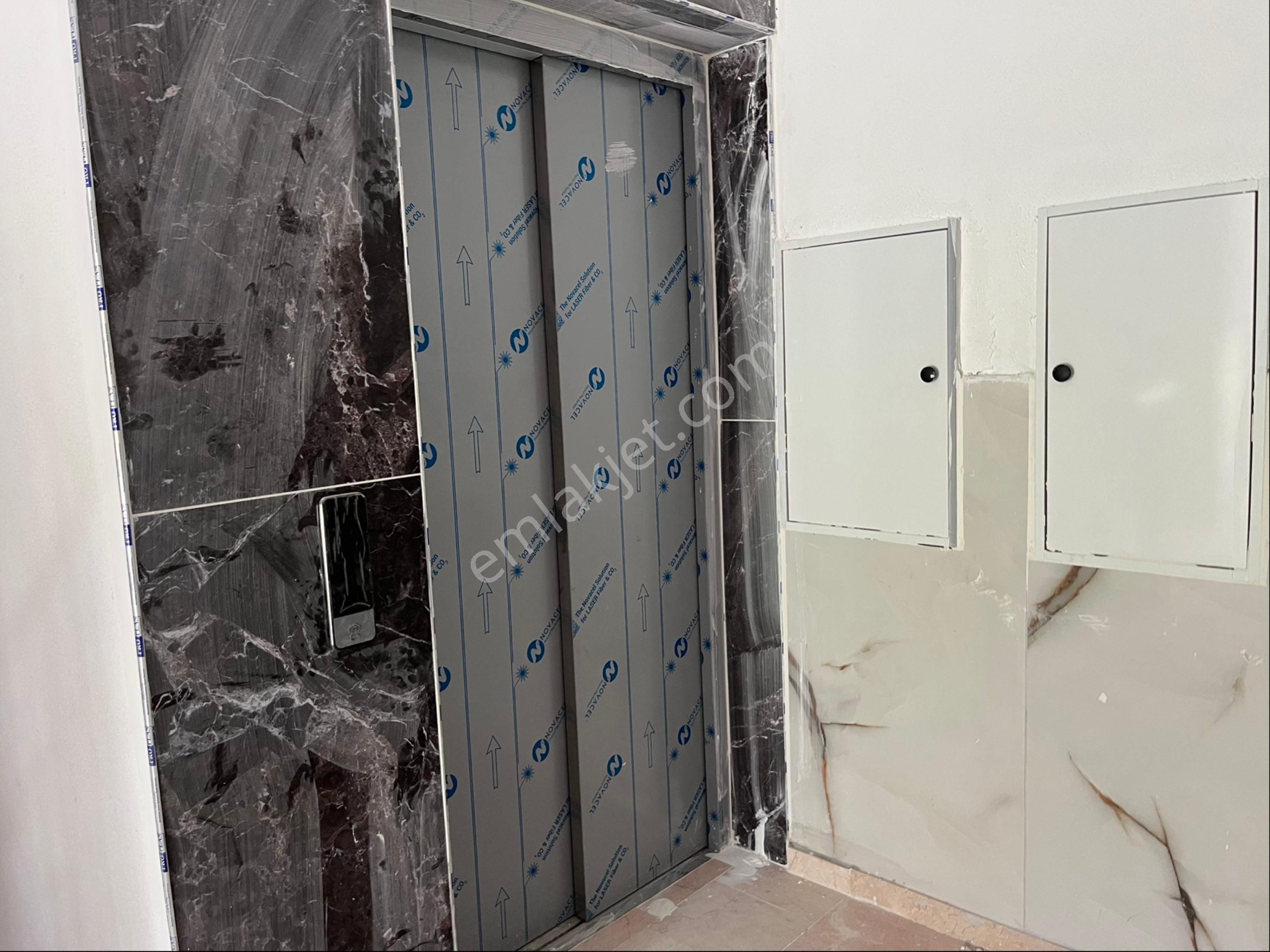 Satılık 3+1 130m2 Birinci Kat Gebze Barış Mah - Görsel 18