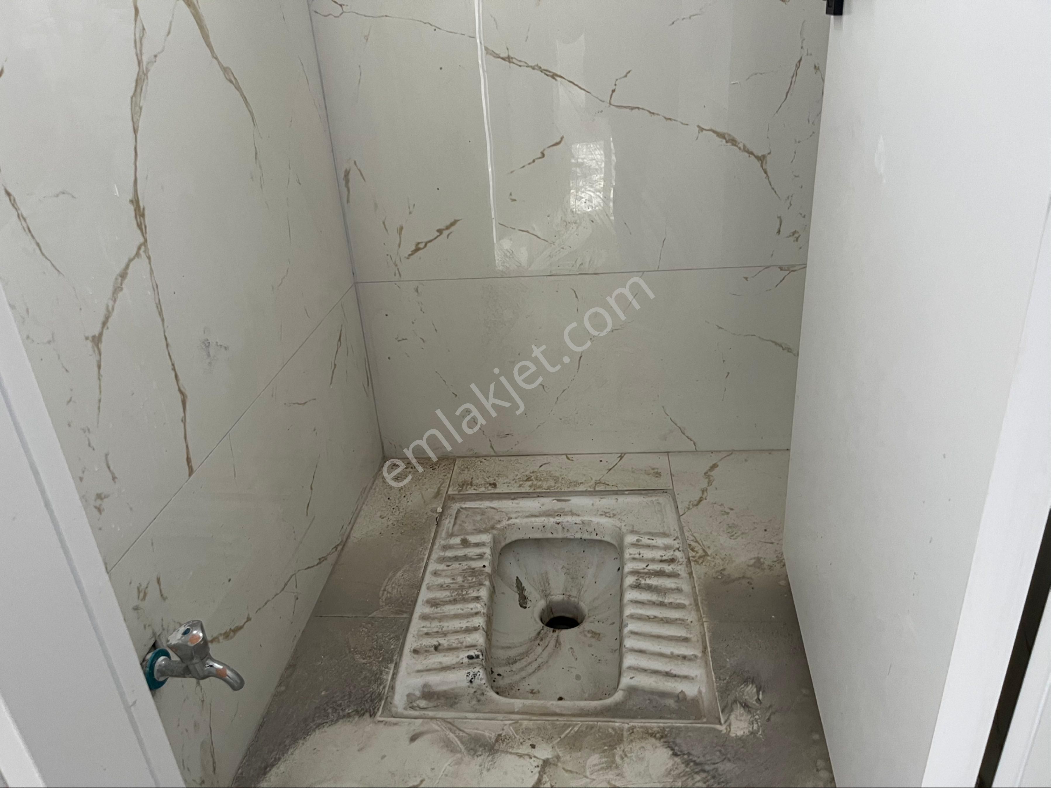 Satılık 3+1 130m2 Birinci Kat Gebze Barış Mah - Görsel 15