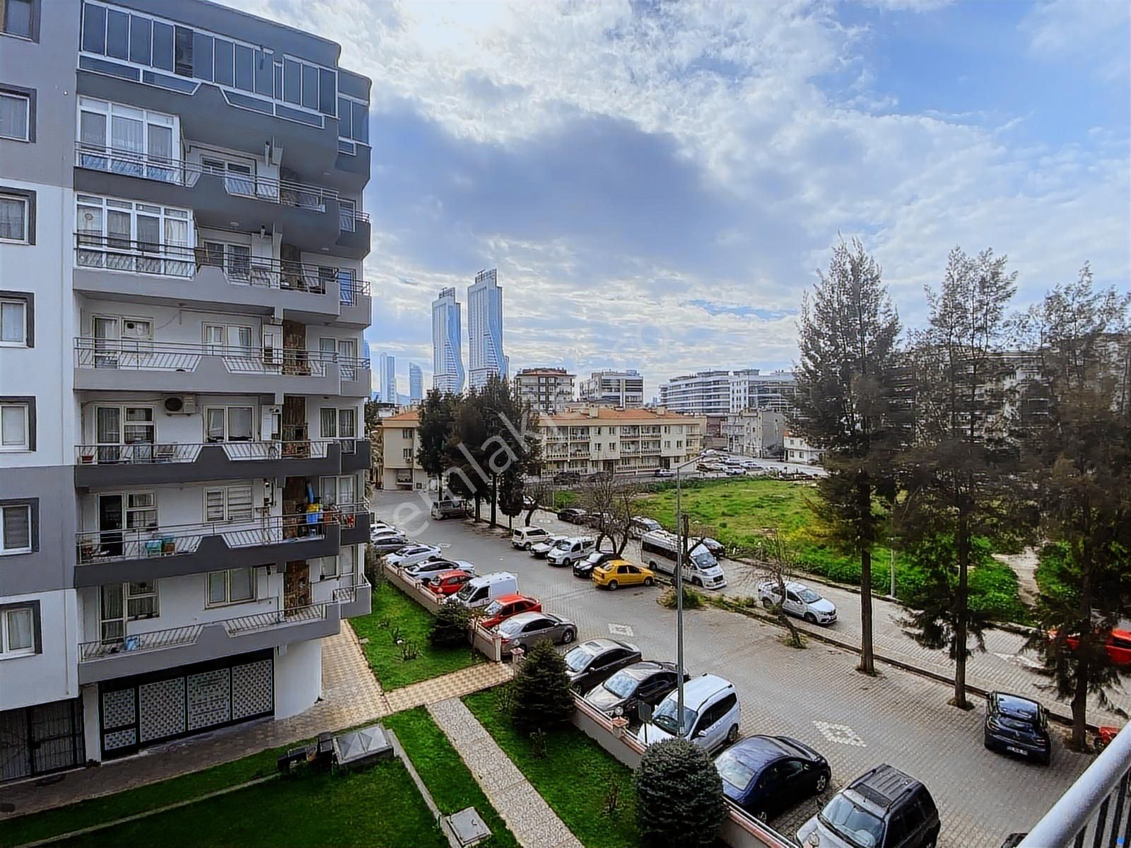 İzmir Bayraklı Adalet Mahallesinde Satılık 3+1 Geniş Daire - Görsel 6