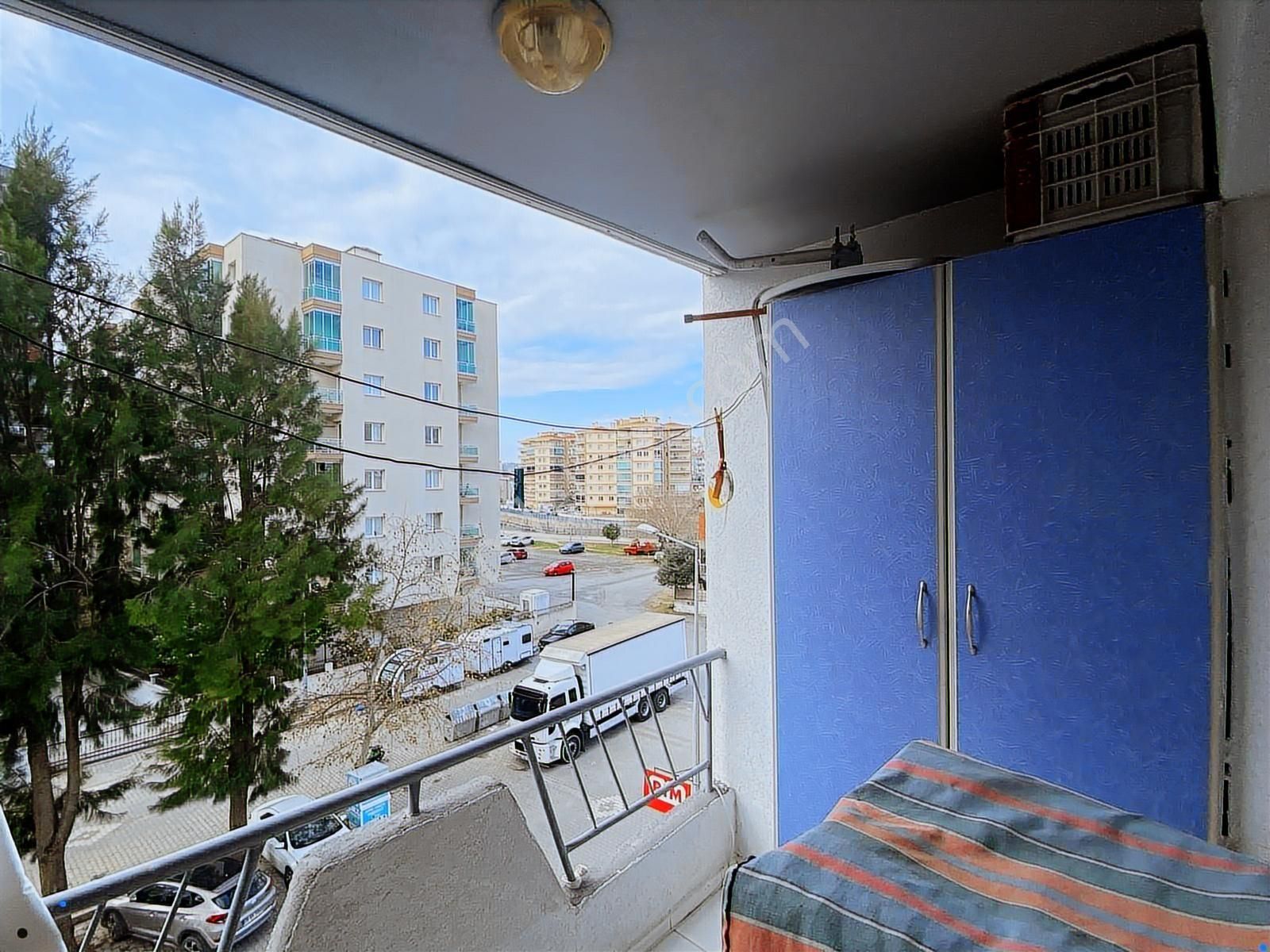 İzmir Bayraklı Adalet Mahallesinde Satılık 3+1 Geniş Daire - Görsel 20