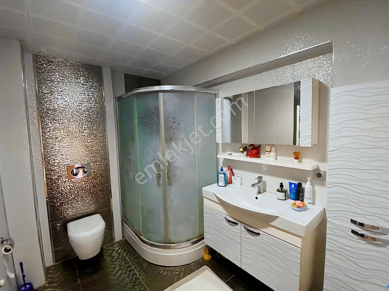 İzmir Bayraklı Adalet Mahallesinde Satılık 3+1 Geniş Daire - Görsel 22