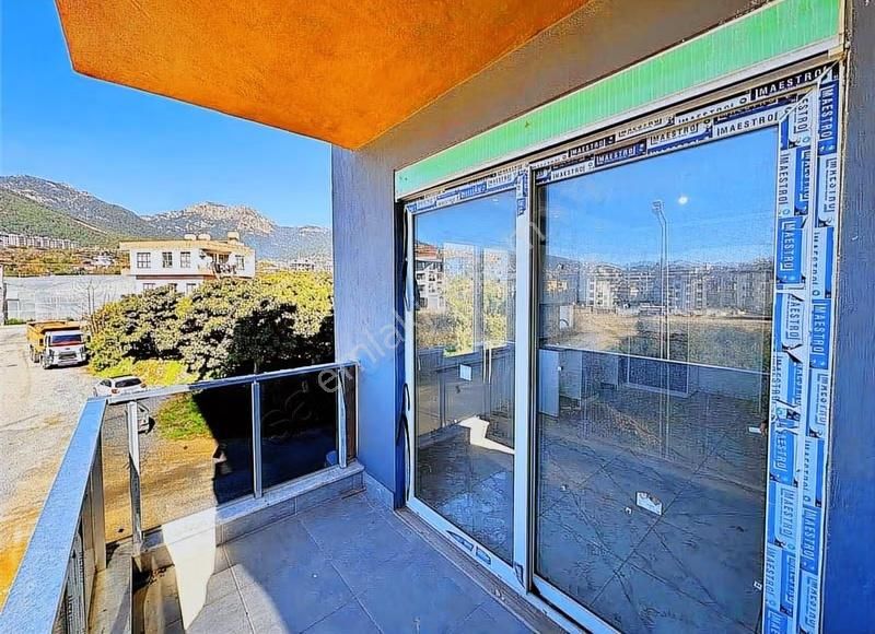 Alanya Oba Çarşamba'da Satılık 1+1 Daire - Görsel 3
