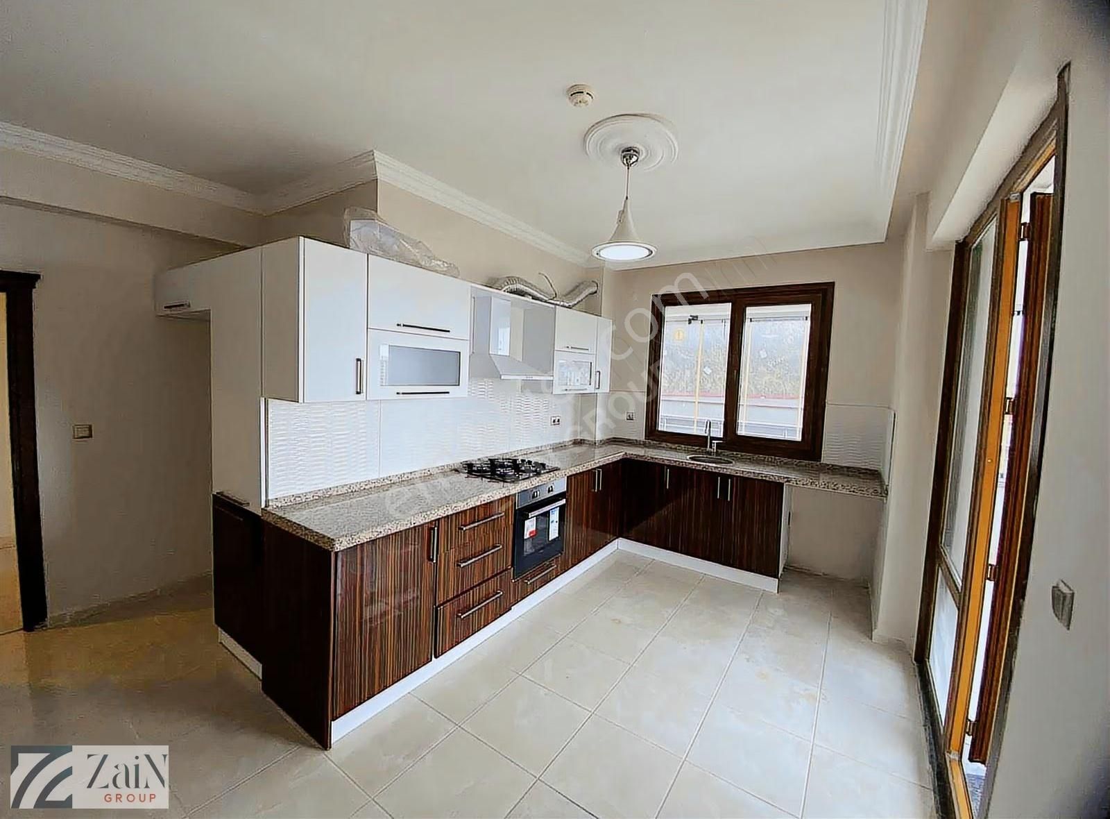 Zain Group'tan Yomra'da Site İçinde Satılık 3+1 Daire - Görsel 3