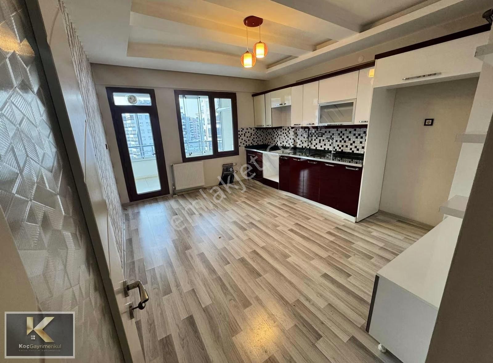 Hashavar Caddesinde Kiralık 3+1 Lüks Daire - Görsel 15