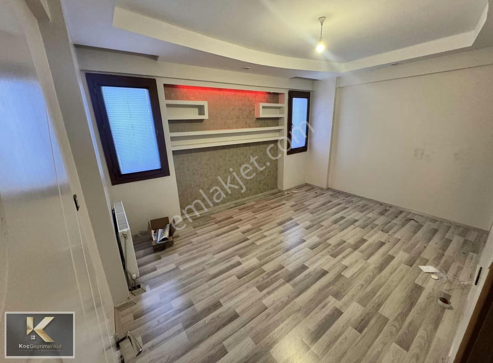 Hashavar Caddesinde Kiralık 3+1 Lüks Daire - Görsel 9
