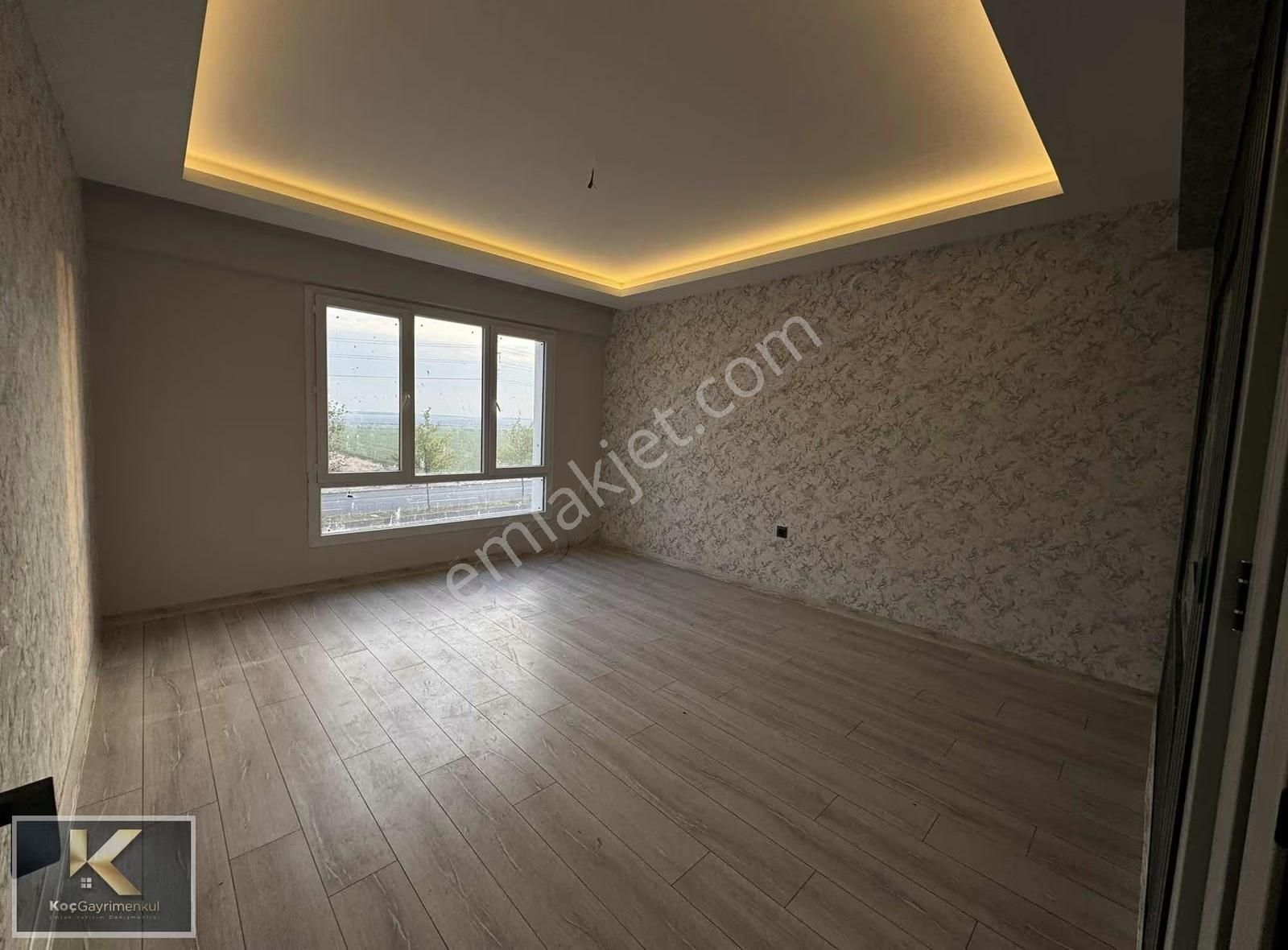 Siverek Caddesi Üzeri Satılık 3.5+1 Fırsat Daire - Görsel 32