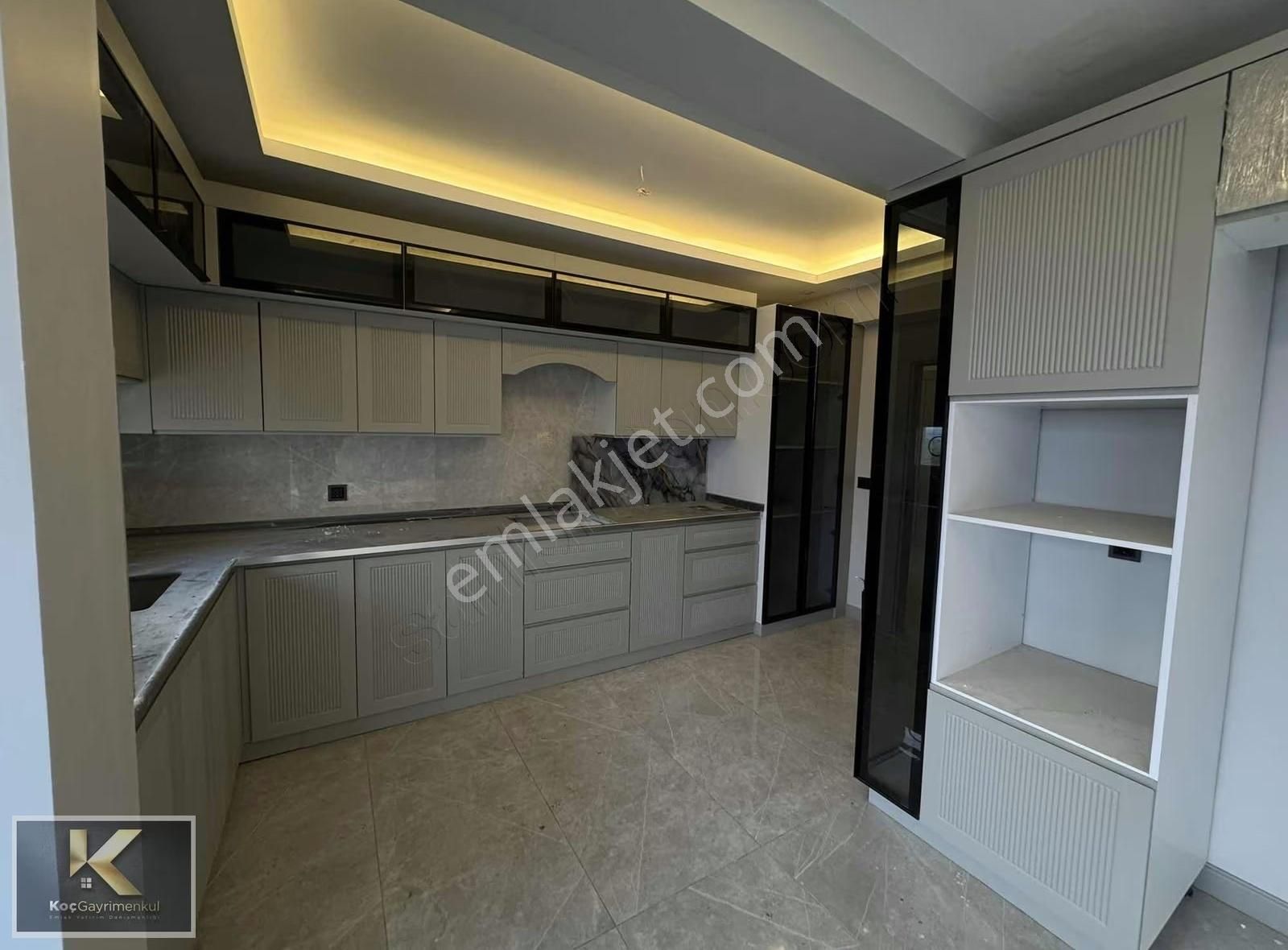 Siverek Caddesi Üzeri Satılık 3.5+1 Fırsat Daire - Görsel 22